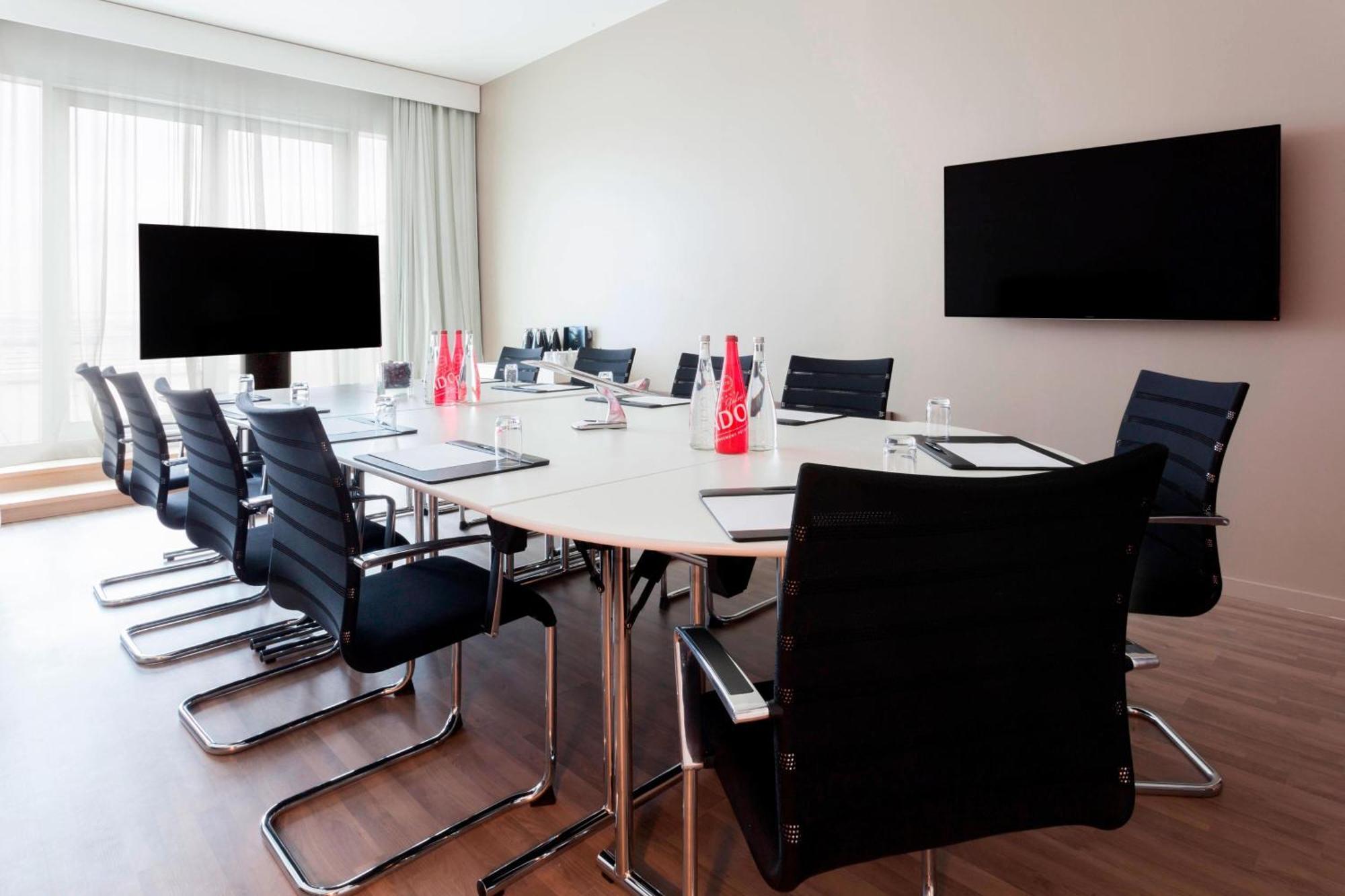 Ac Hotel By Marriott Paris Le Bourget Airport Dugny Ngoại thất bức ảnh