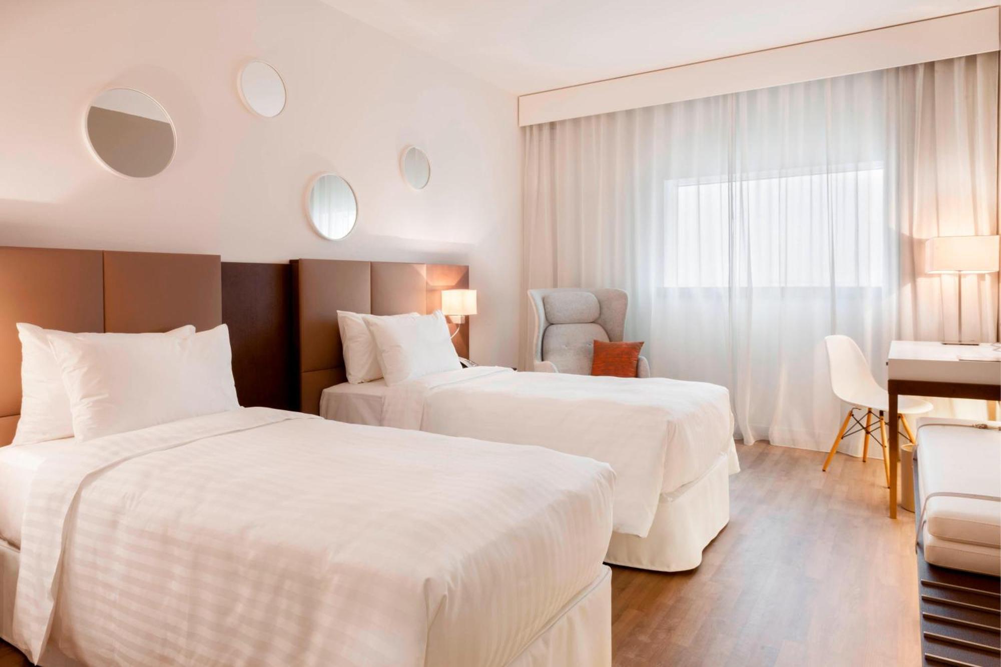 Ac Hotel By Marriott Paris Le Bourget Airport Dugny Ngoại thất bức ảnh